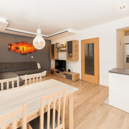 Apartma Jelendol Trzic Exterior photo